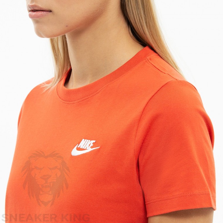 Футболка Nike Club tee women